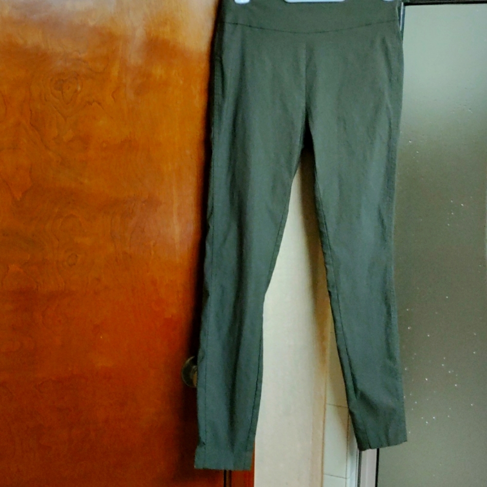 💥 5/$15💥 🍃NY/C Straight Leg Pants